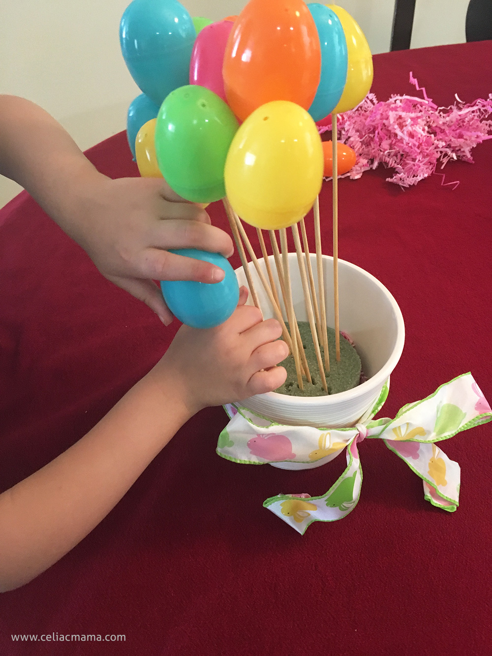 easter-egg-bouquet-diy-toddler-craft