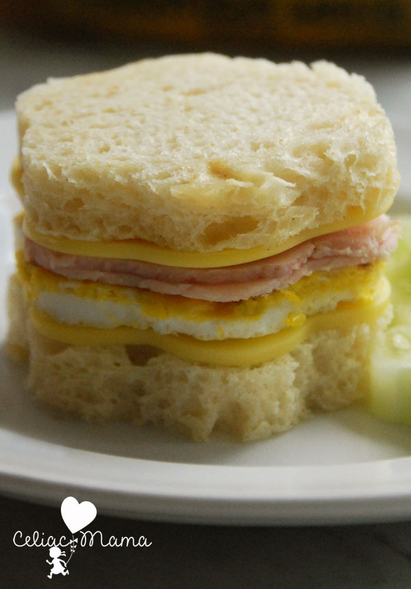 ham-egg-cheese-gluten-free-sandwich---celiacmama.com2