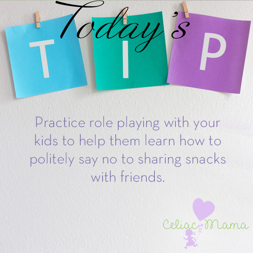 role-playing-snack-sharing