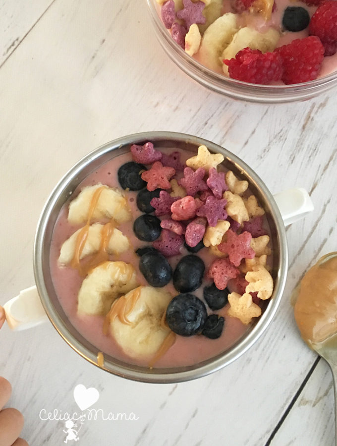 strawberry-banana-kids-smoothie-bowl